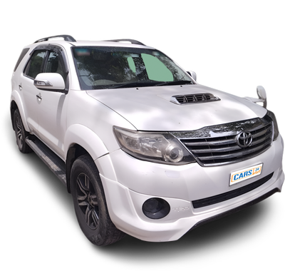 Toyota Fortuner-img